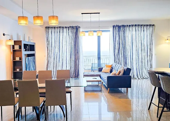 The Breeze - S3 * Sliema