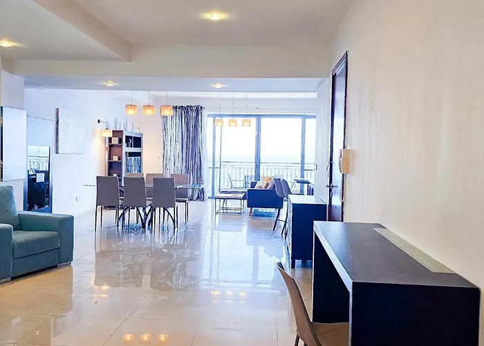 The Breeze - S3 * Sliema